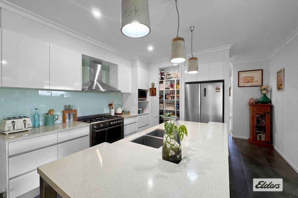 14 Mitchell Drive, Atherton, QLD, 4883 - Image 4