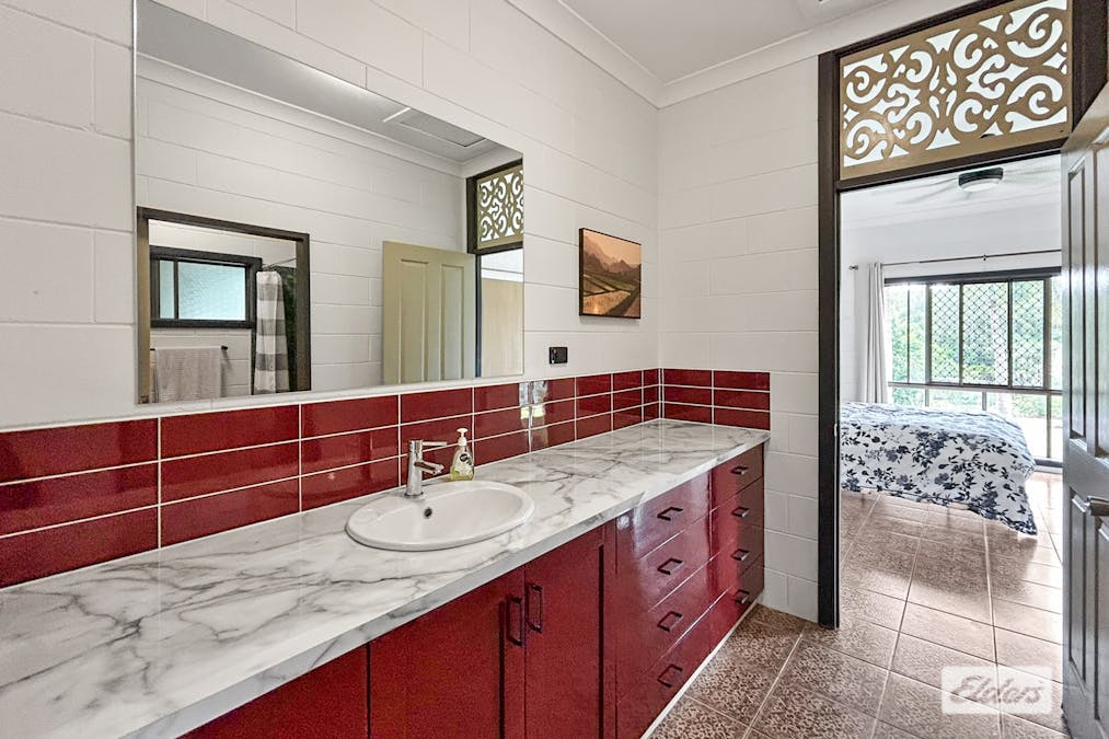 68 Dowling Street, Malanda, QLD, 4885 - Image 13