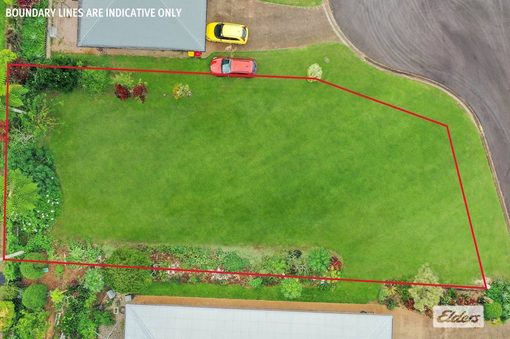 7 Antonia Close, Atherton, QLD, 4883 - Image 9