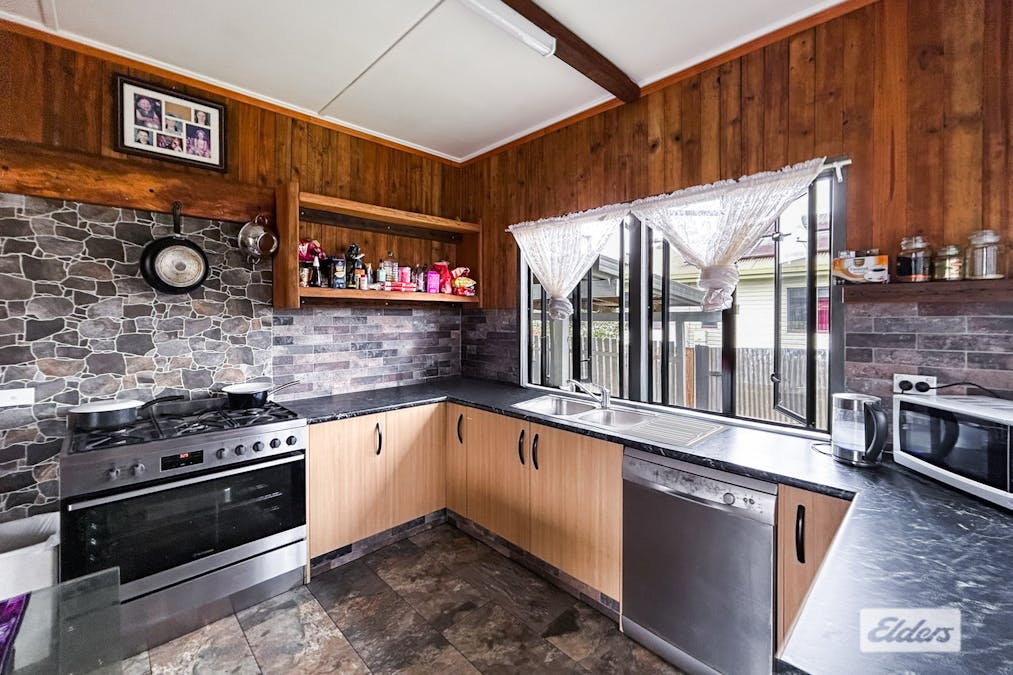 37 Loder Street, Atherton, QLD, 4883 - Image 3