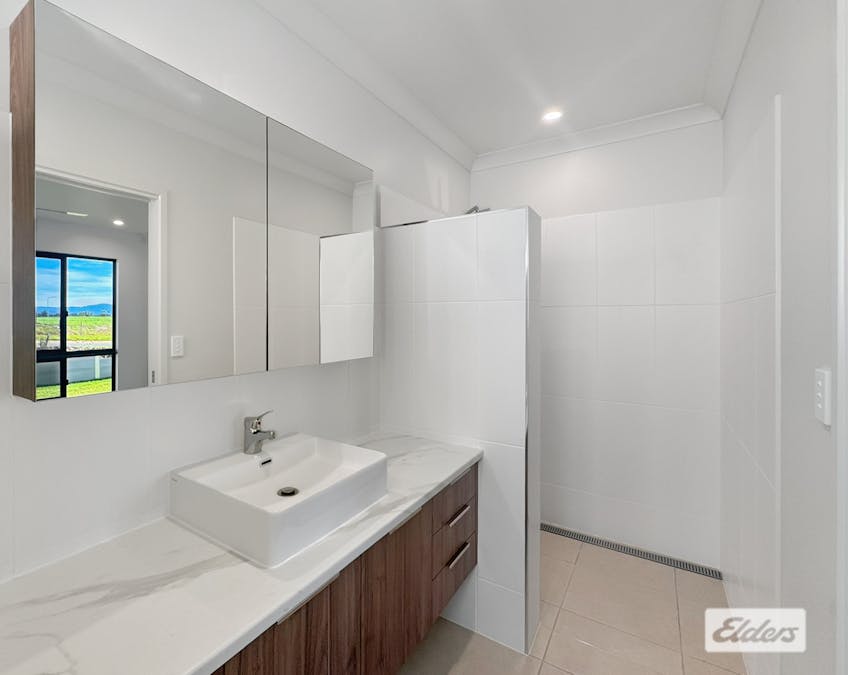13 Hickory Terrace, Yungaburra, QLD, 4884 - Image 6