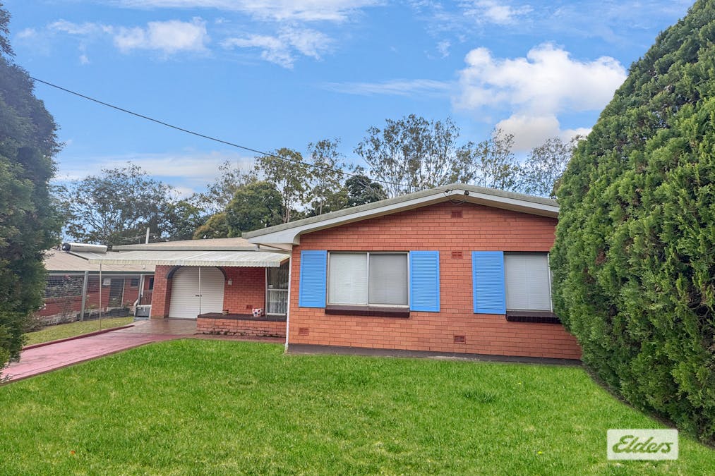 5 Danbulla Crescent, Atherton, QLD, 4883 - Image 2