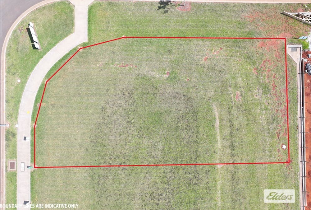 2 Lakefront Boulevard, Yungaburra, QLD, 4884 - Image 7