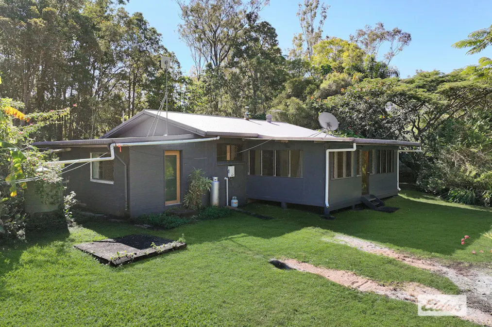 901 Wooroora Road, Millstream, QLD, 4888 - Image 1