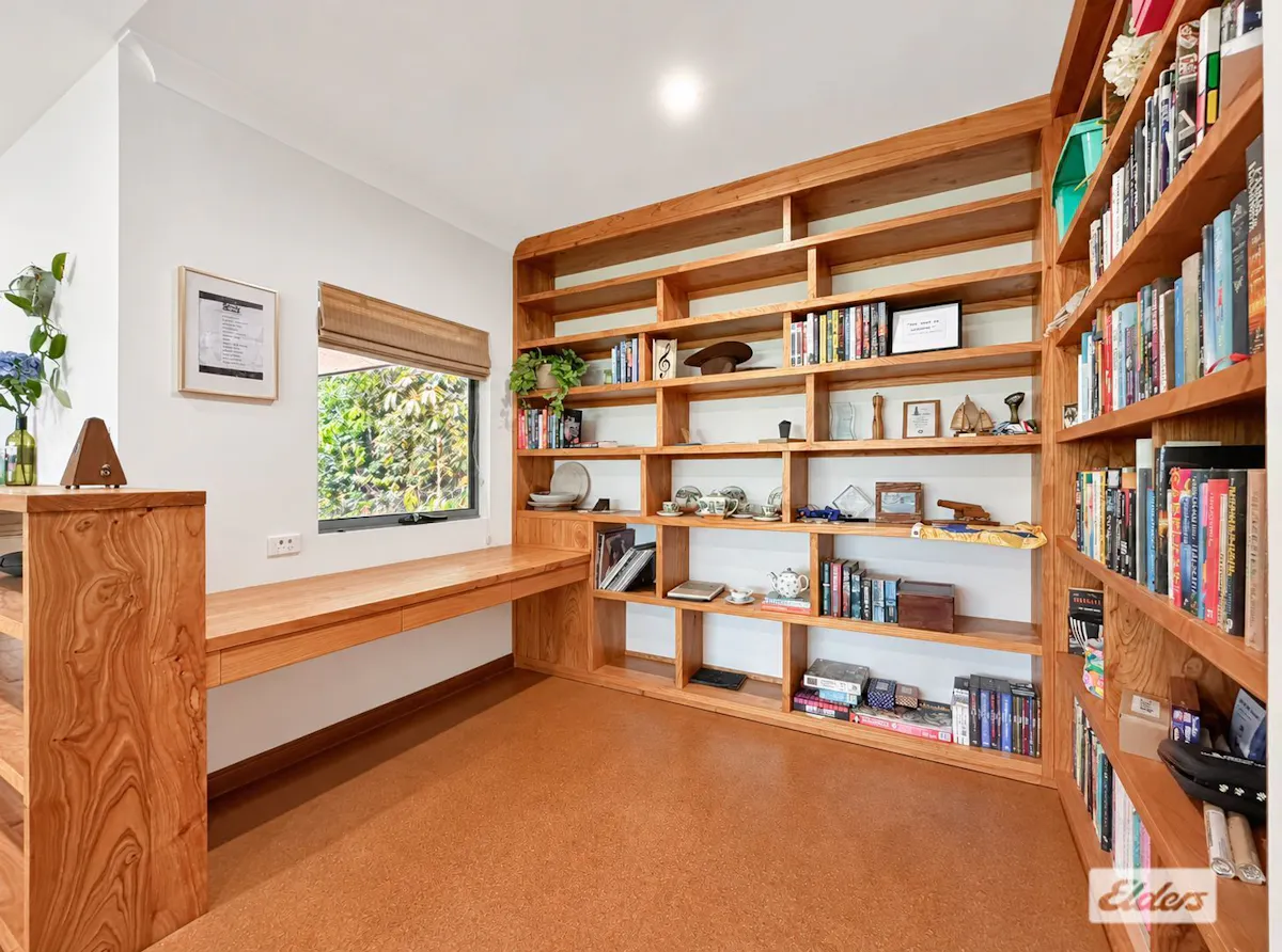 43A Appaloosa Crescent — photo 13 of 24