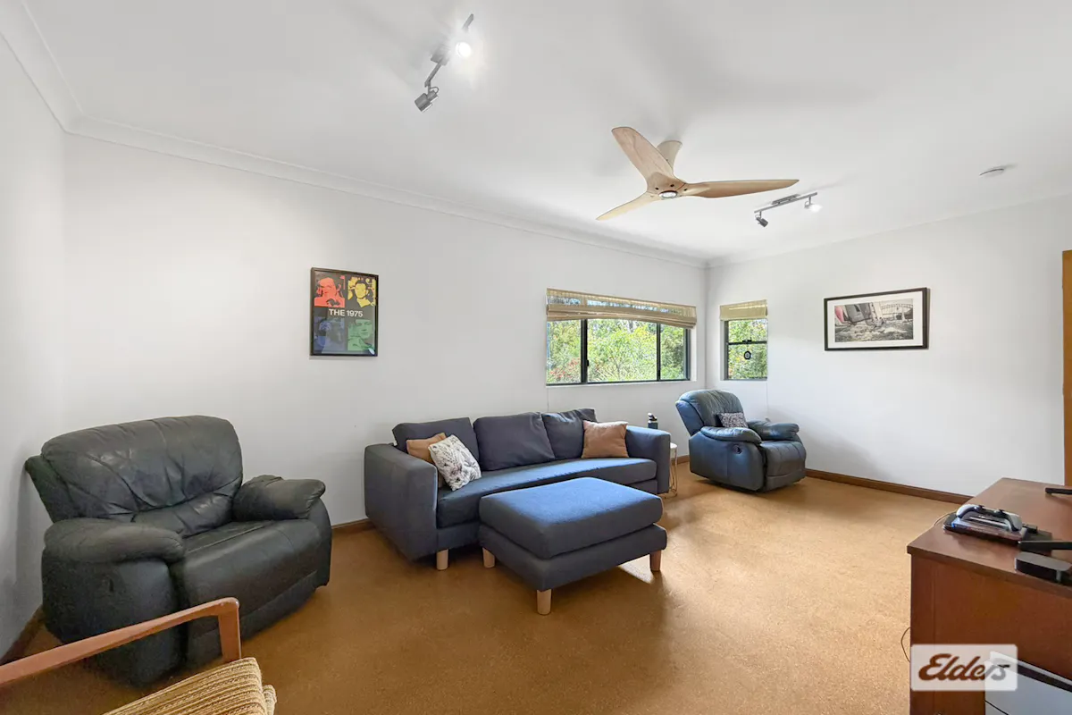 43A Appaloosa Crescent — photo 10 of 24
