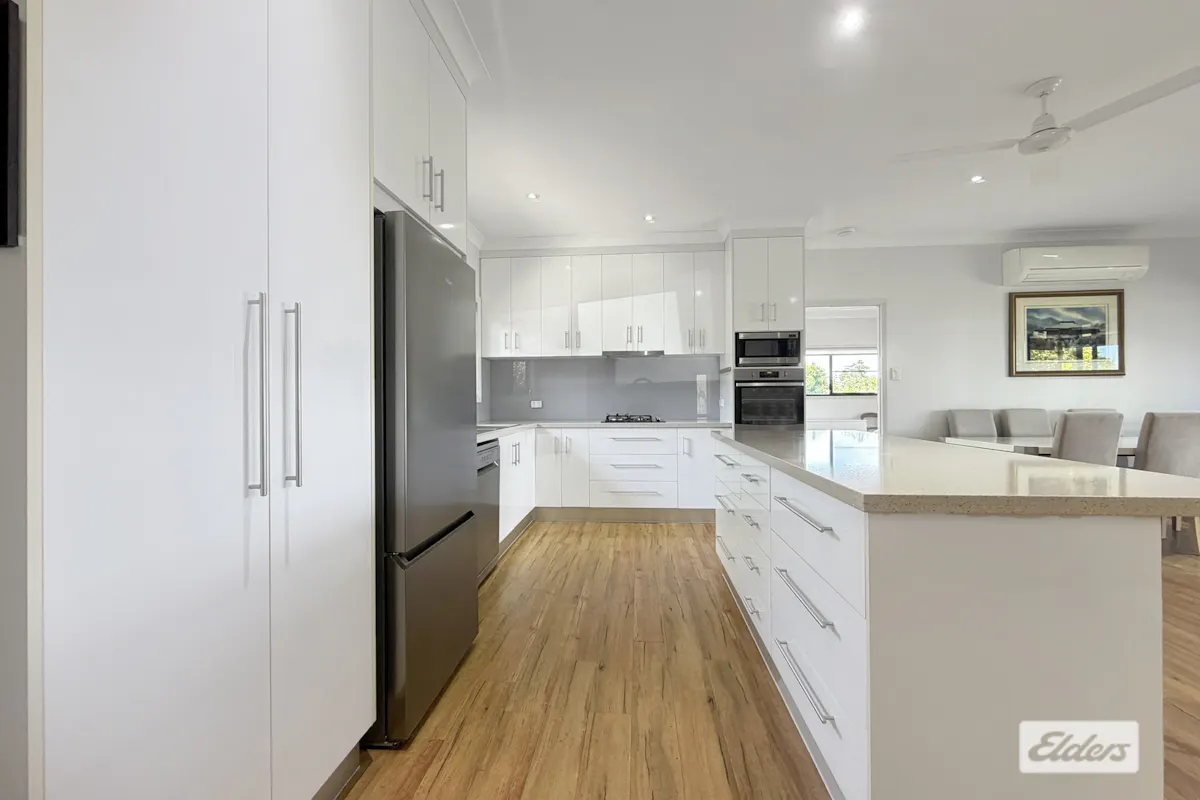 21 Eden Drive — photo 4 of 18
