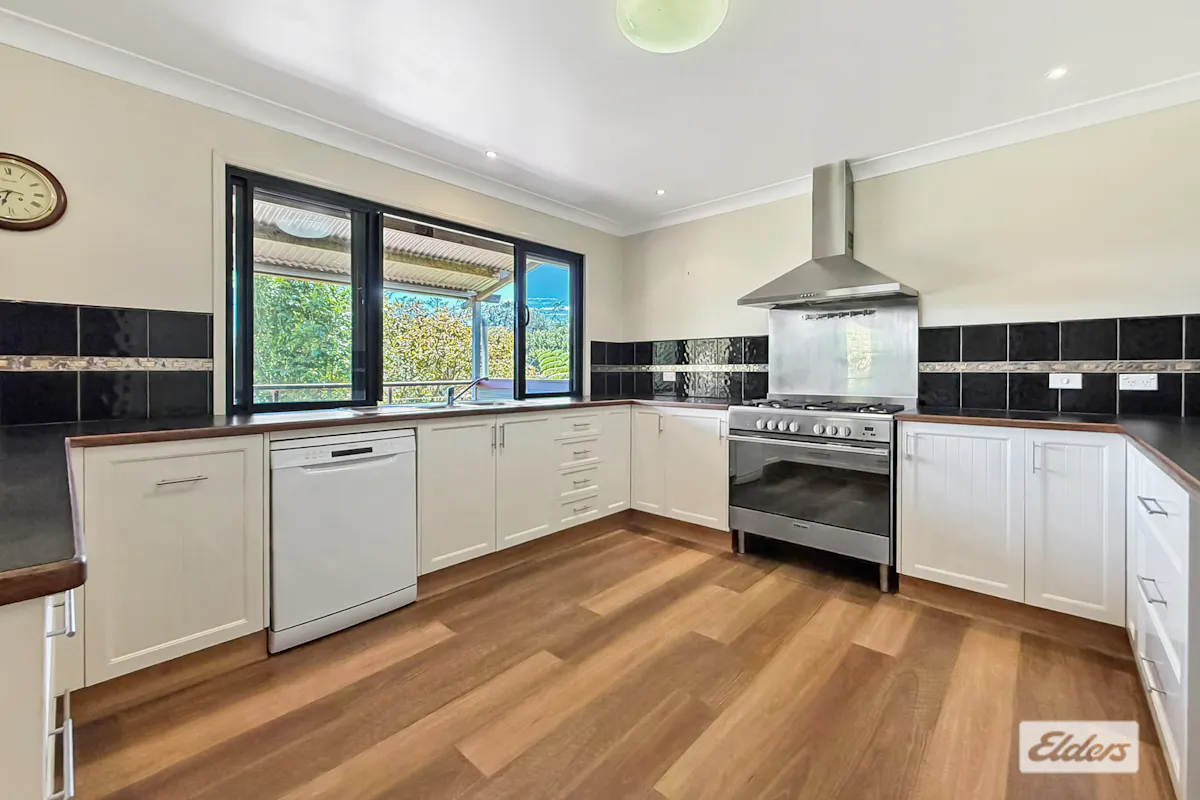 73 Mundey Road — photo 4 of 30