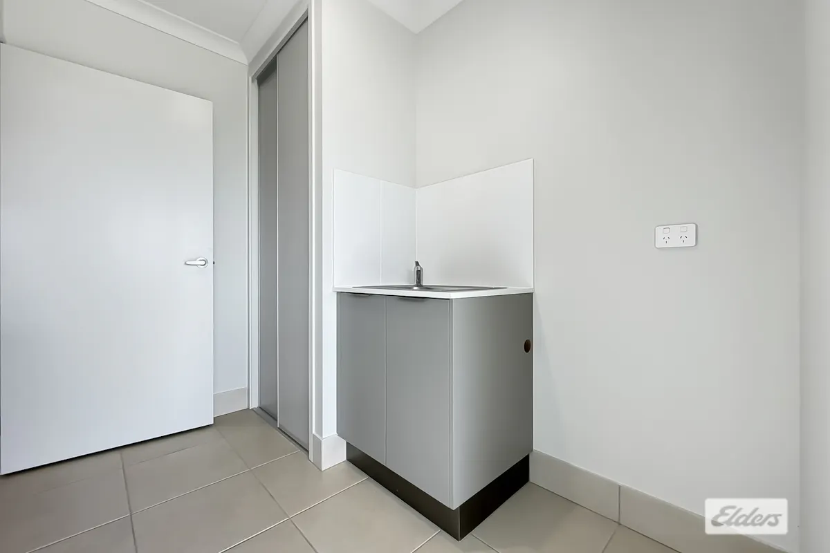 12 Redberry Close — photo 10 of 16