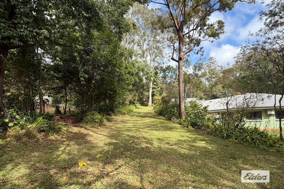 12-13 Wavell Drive — photo 28 of 30