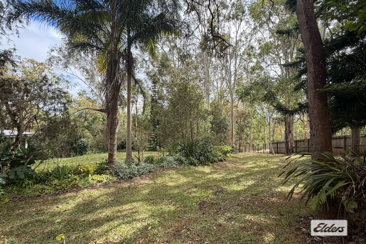 12-13 Wavell Drive — photo 29 of 30