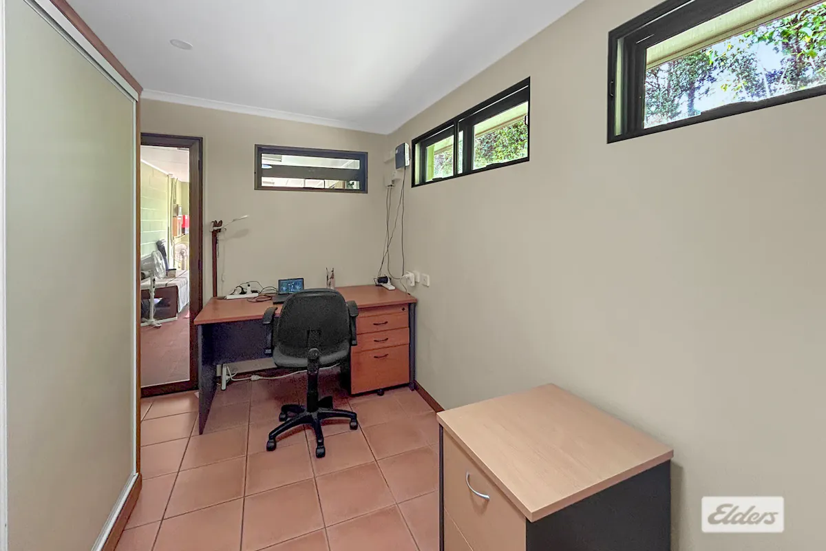 12-13 Wavell Drive — photo 14 of 30