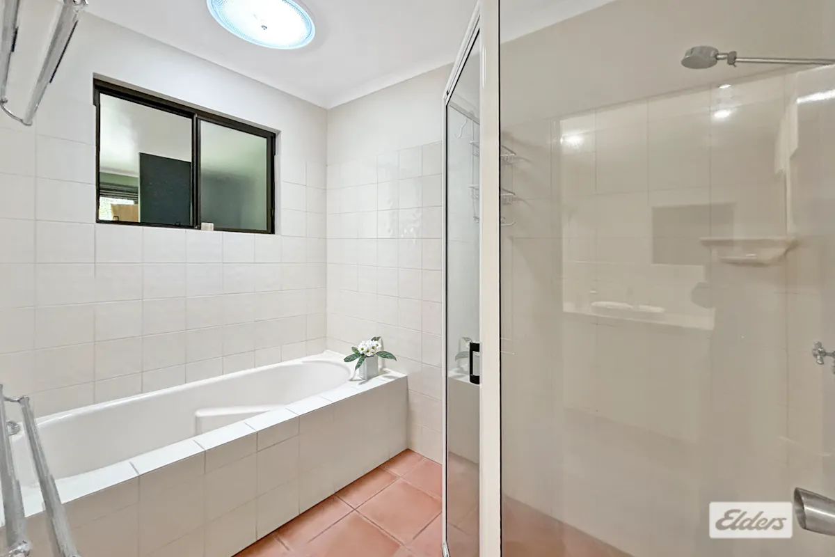 12-13 Wavell Drive — photo 25 of 30
