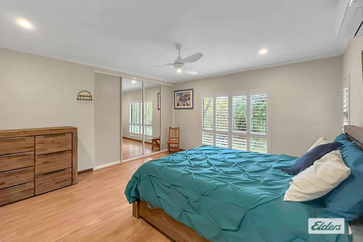 12-13 Wavell Drive — photo 15 of 30