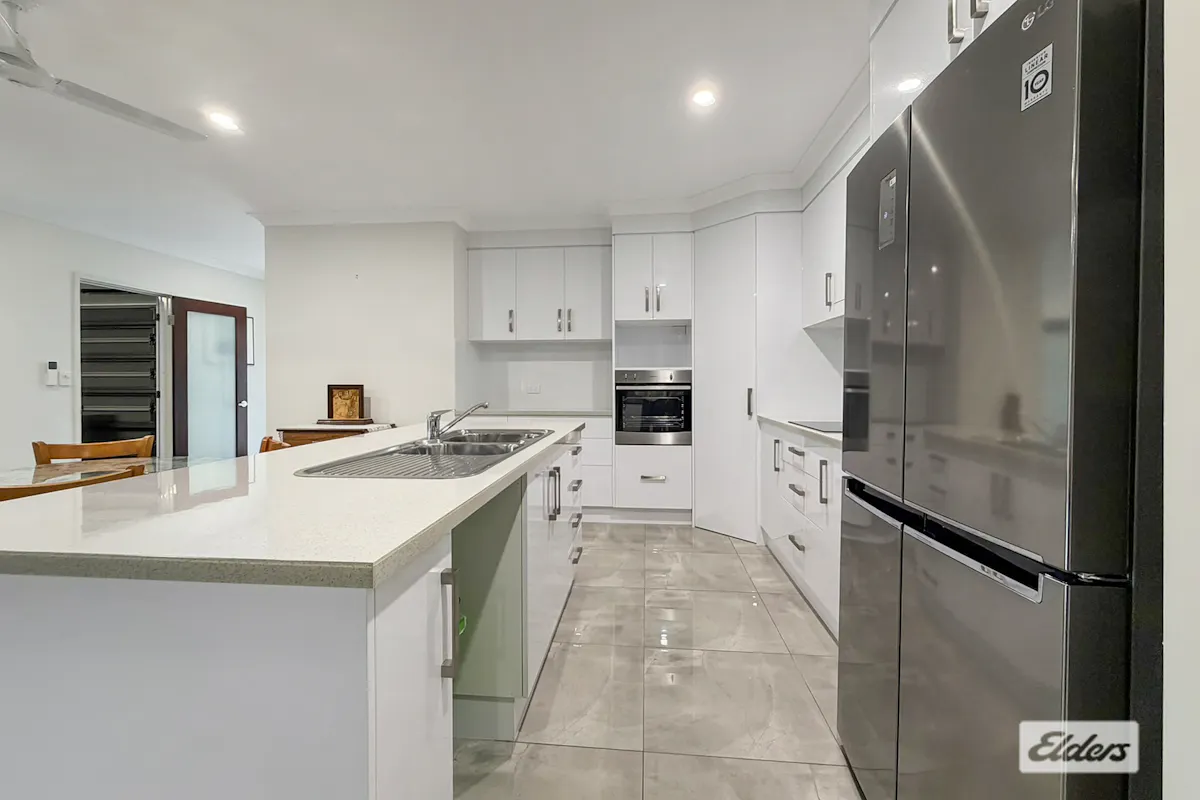 2/5-7 Baxter Avenue — photo 2 of 12