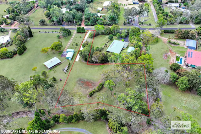 9B Hutton Drive — photo from Elders Real Estate Tablelands