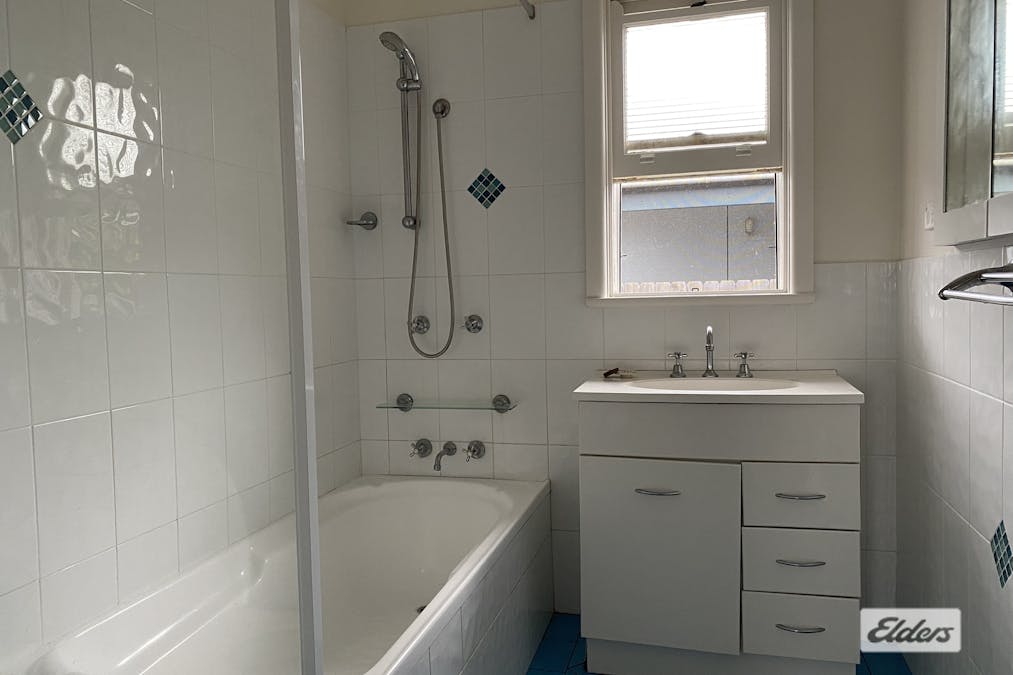 162 The Lake Circuit, Culburra Beach, NSW, 2540 - Image 2