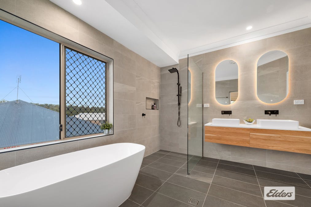 41 Dennis Vale Drive, Daisy Hill, QLD, 4127 - Image 10