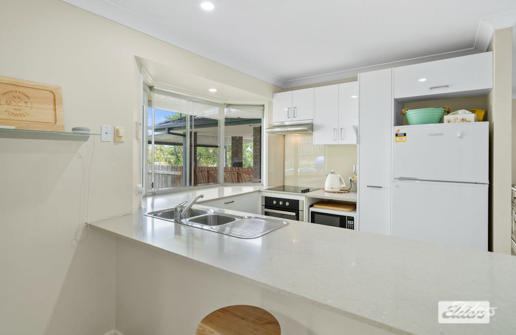 25 Hinchcliffe Street, Tanah Merah, QLD, 4128 - Image 2