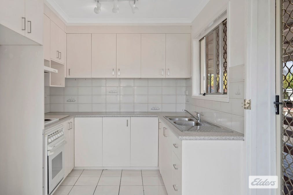 16 Edith Street, Kingston, QLD, 4114 - Image 6