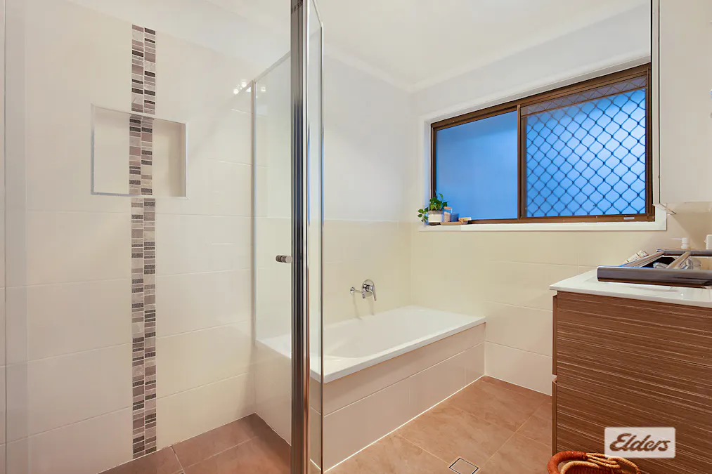 6 Deloraine Drive, Springwood, QLD, 4127 - Image 10