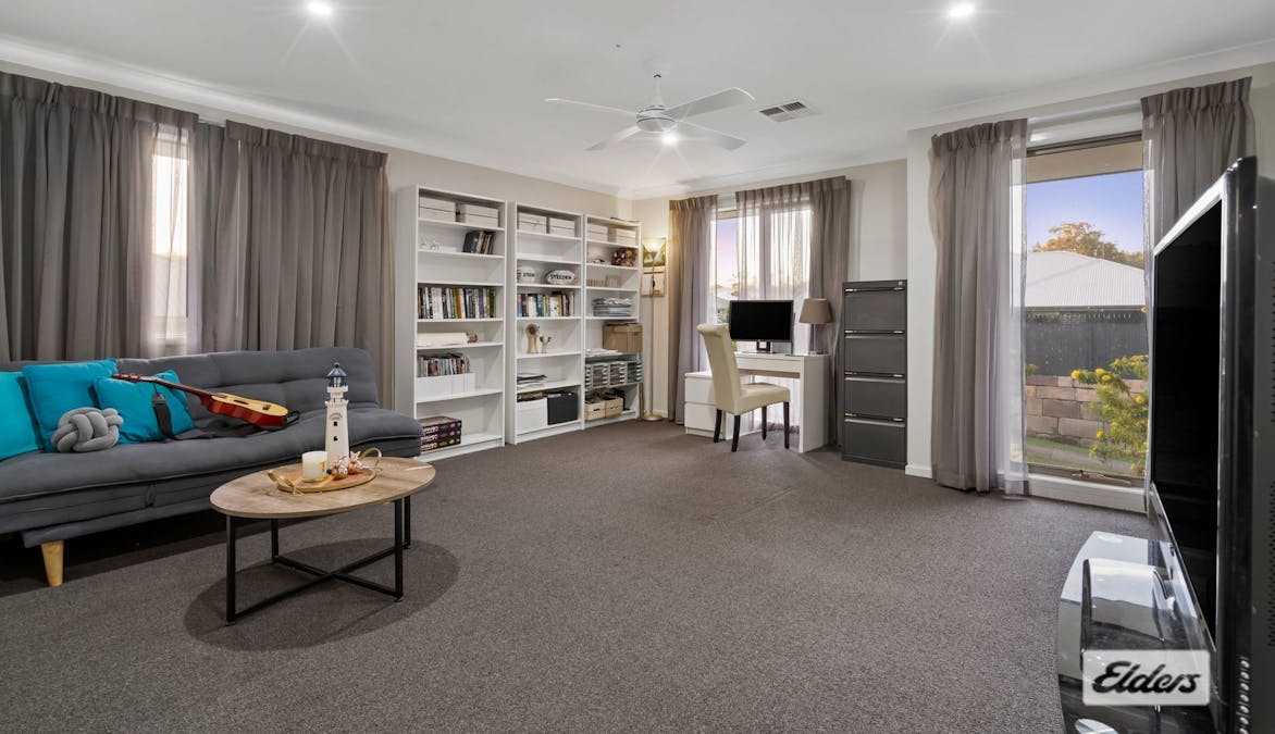 33 Honeyeater Street, Bahrs Scrub, QLD, 4207 - Image 10