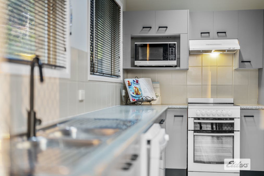 10 Wilmington Court, Springwood, QLD, 4127 - Image 11