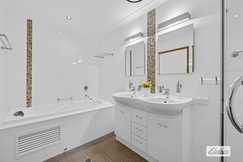 8 Muir Court, Alexandra Hills, QLD, 4161 - Image 12