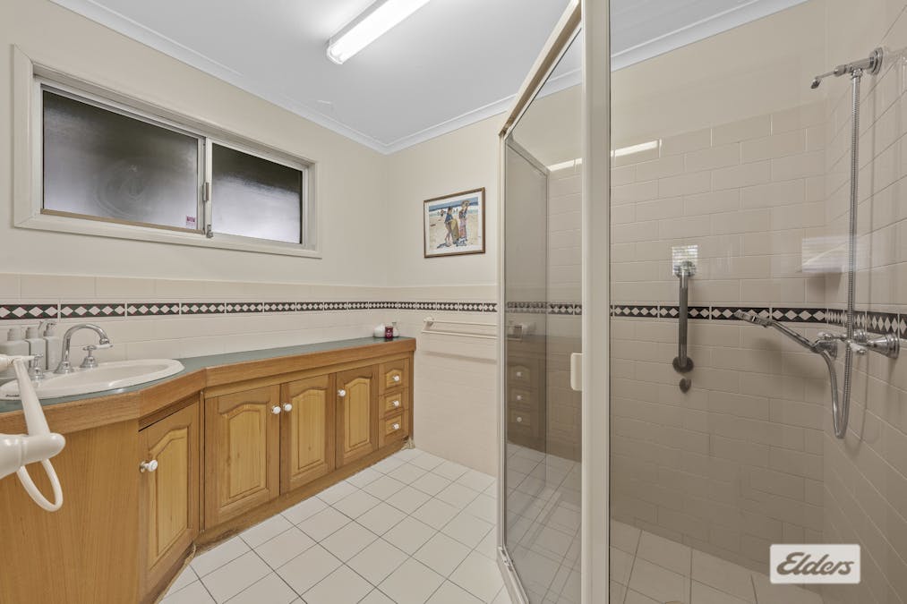24 Belinda Crescent, Springwood, QLD, 4127 - Image 12
