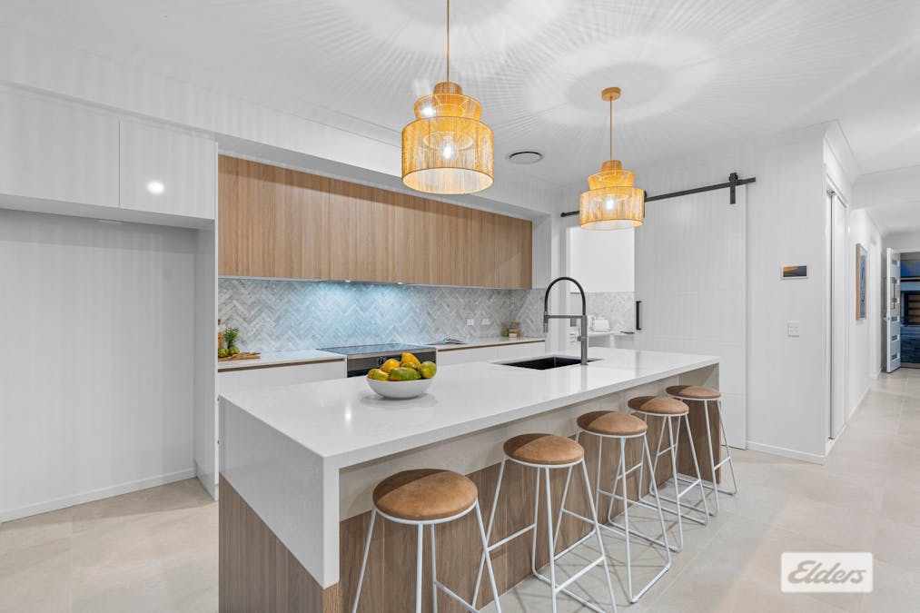24 Freycinet Street, Redland Bay, QLD, 4165 - Image 4