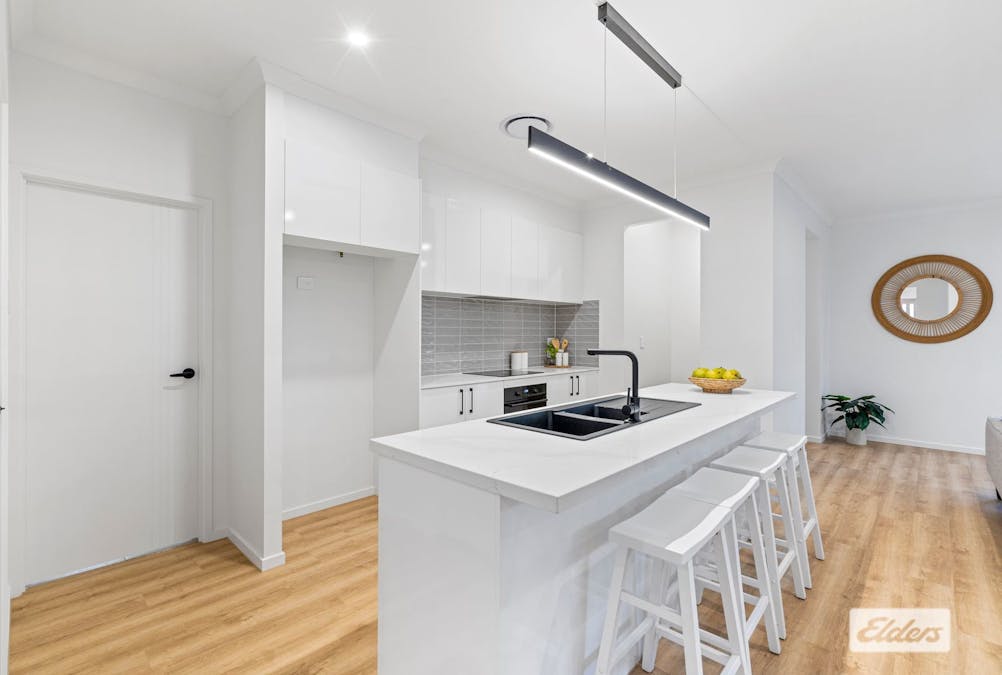 16 Freycinet Street, Redland Bay, QLD, 4165 - Image 12