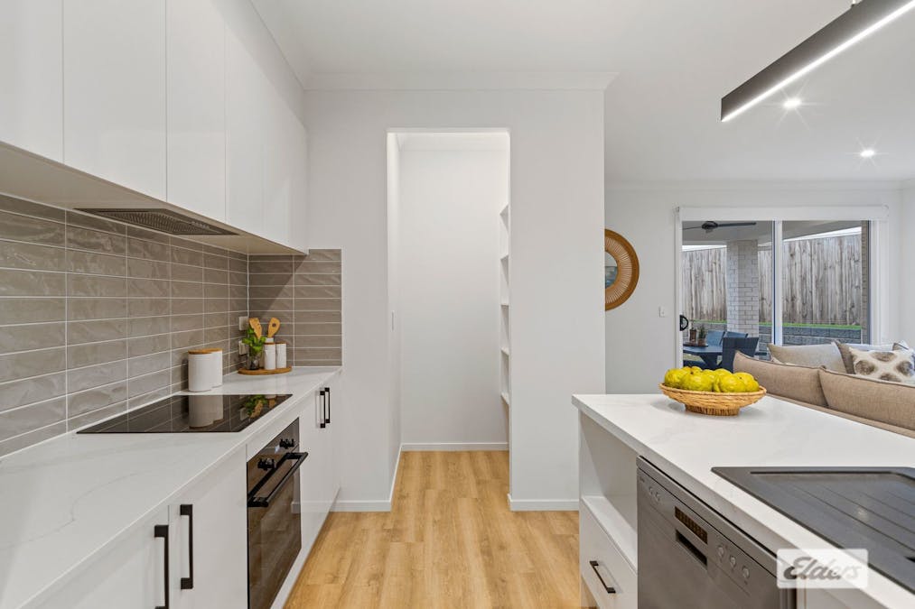 16 Freycinet Street, Redland Bay, QLD, 4165 - Image 17