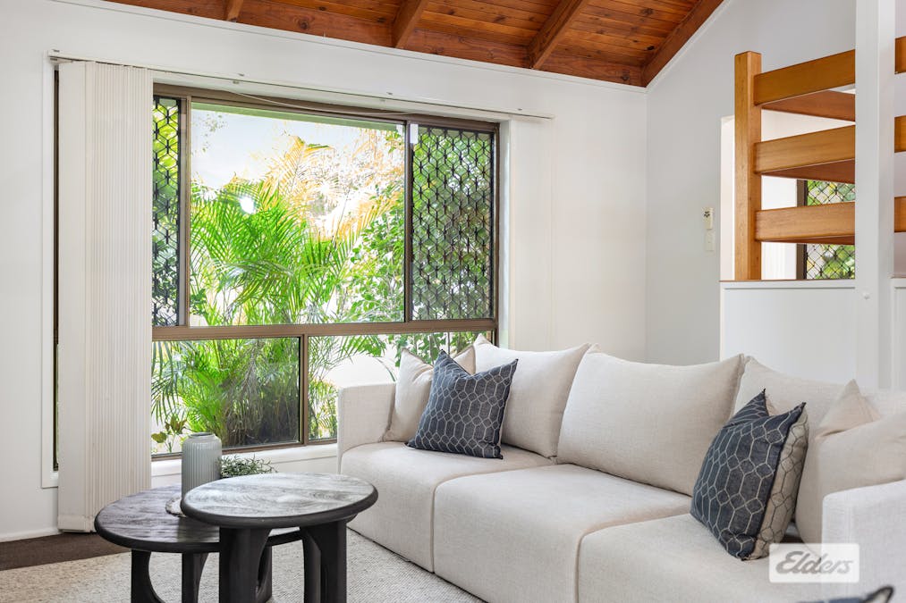 327 Springwood Road, Springwood, QLD, 4127 - Image 2