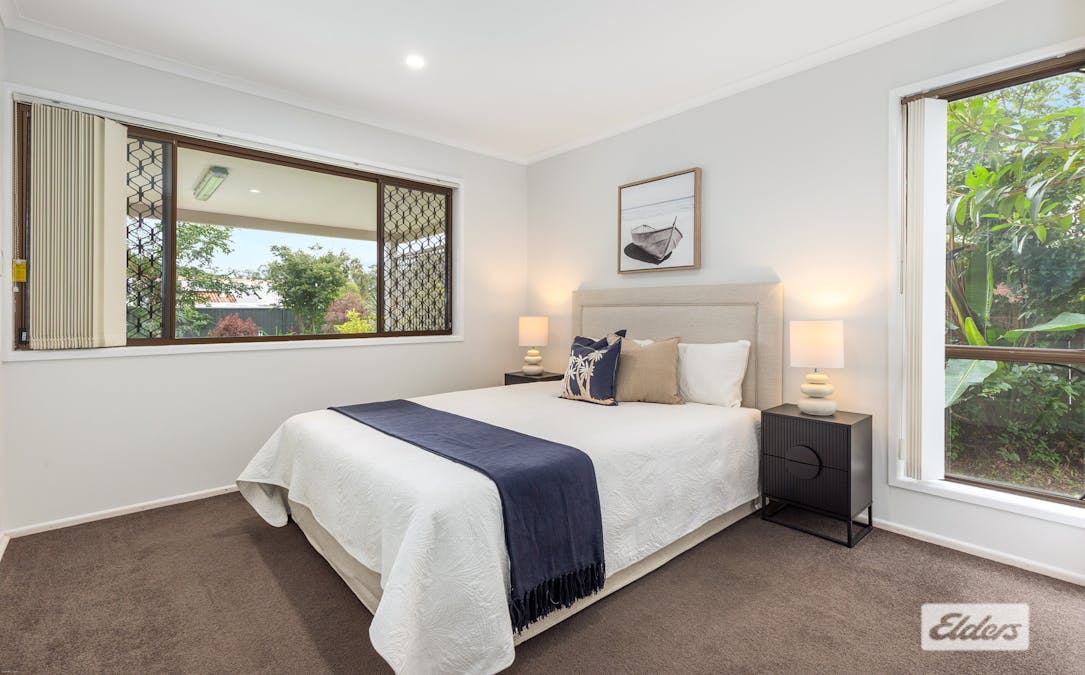 327 Springwood Road, Springwood, QLD, 4127 - Image 11