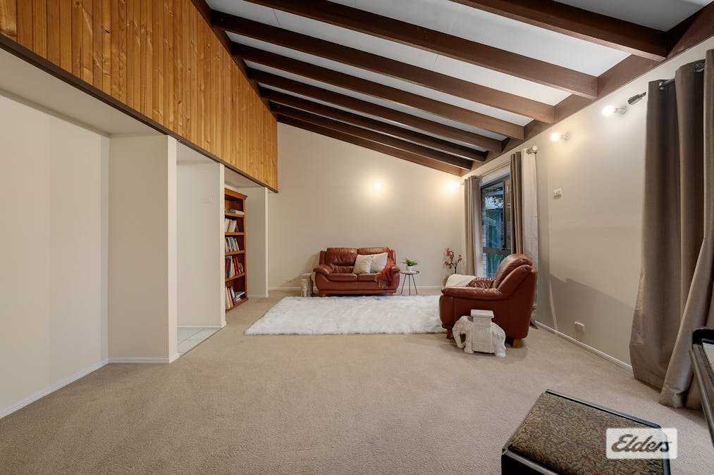 38 Narcamus Crescent, Shailer Park, QLD, 4128 - Image 5