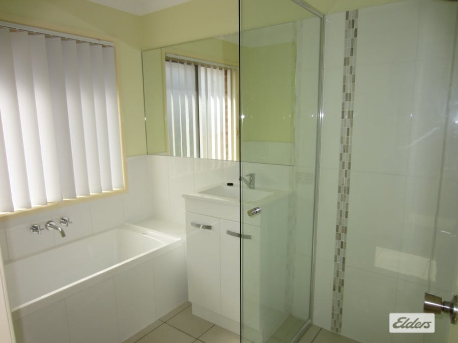 5 Lanjak Place, Tanah Merah, QLD, 4128 - Image 3
