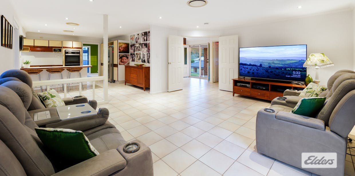 8 Fumiterry Court, Shailer Park, QLD, 4128 - Image 11