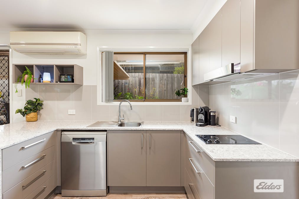 4 Ikara Drive, Springwood, QLD, 4127 - Image 2