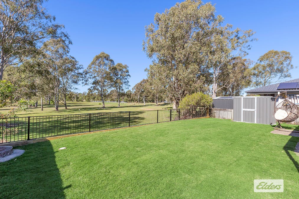 27 Fairway Drive, Meadowbrook, QLD, 4131 - Image 12