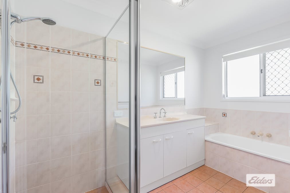 9 Roger Court, Redland Bay, QLD, 4165 - Image 4