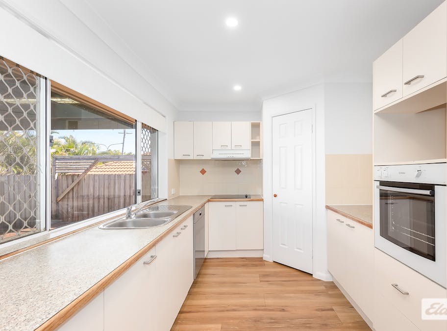 9 Roger Court, Redland Bay, QLD, 4165 - Image 5