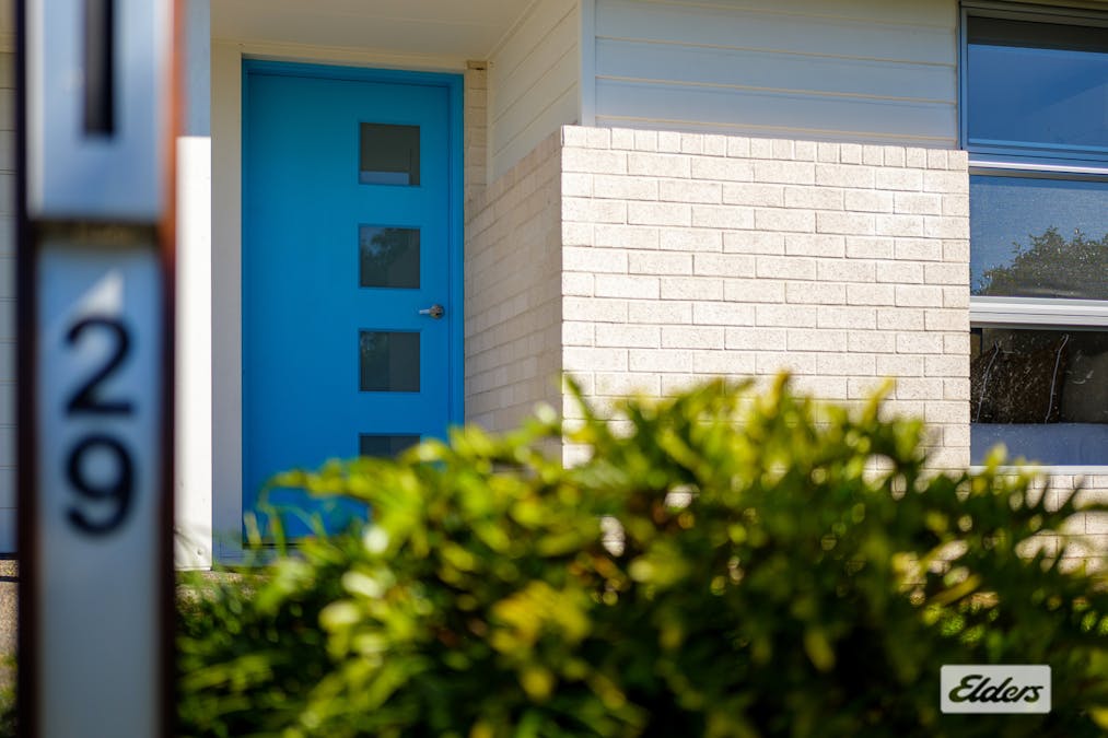 29 Chambers Ridge Boulevard, Park Ridge, QLD, 4125 - Image 2