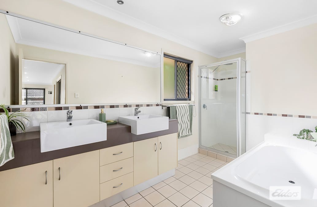 64 Constellation Drive, Loganholme, QLD, 4129 - Image 10