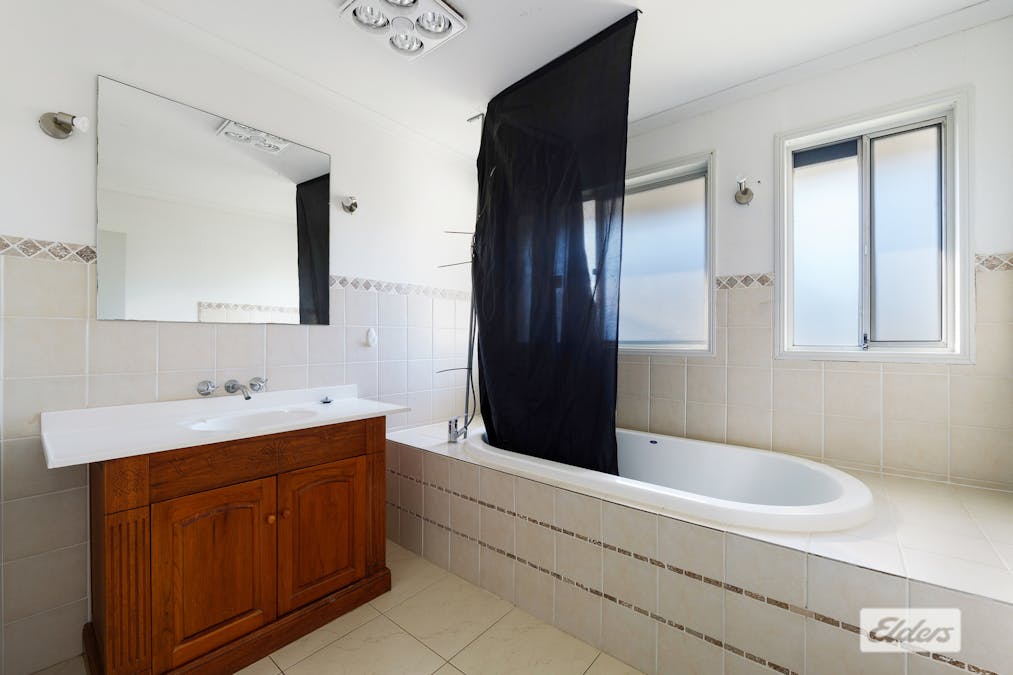 5 Oleander Street, Daisy Hill, QLD, 4127 - Image 12