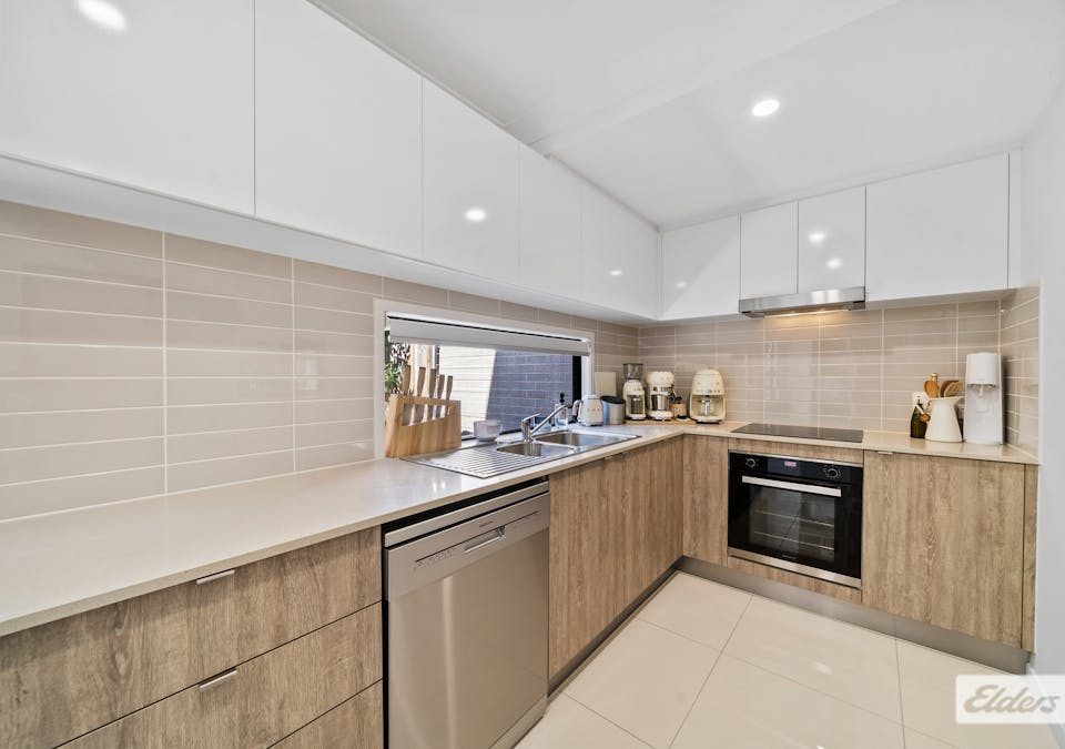 3/5 Arafura Avenue, Loganholme, QLD, 4129 - Image 1