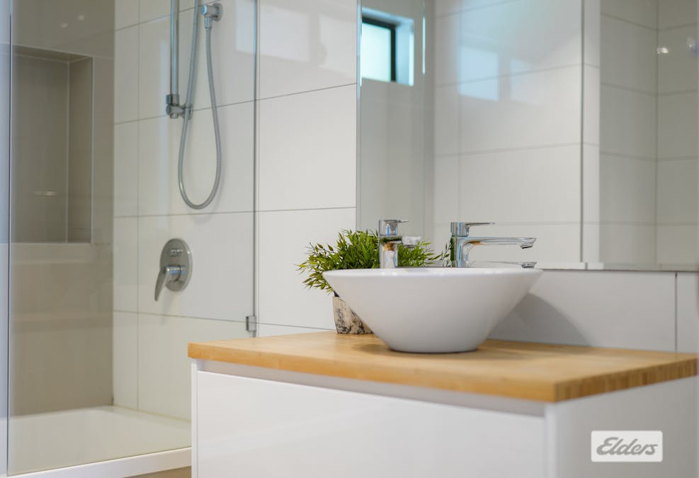 88 Springfield Crescent, Daisy Hill, QLD, 4127 - Image 16