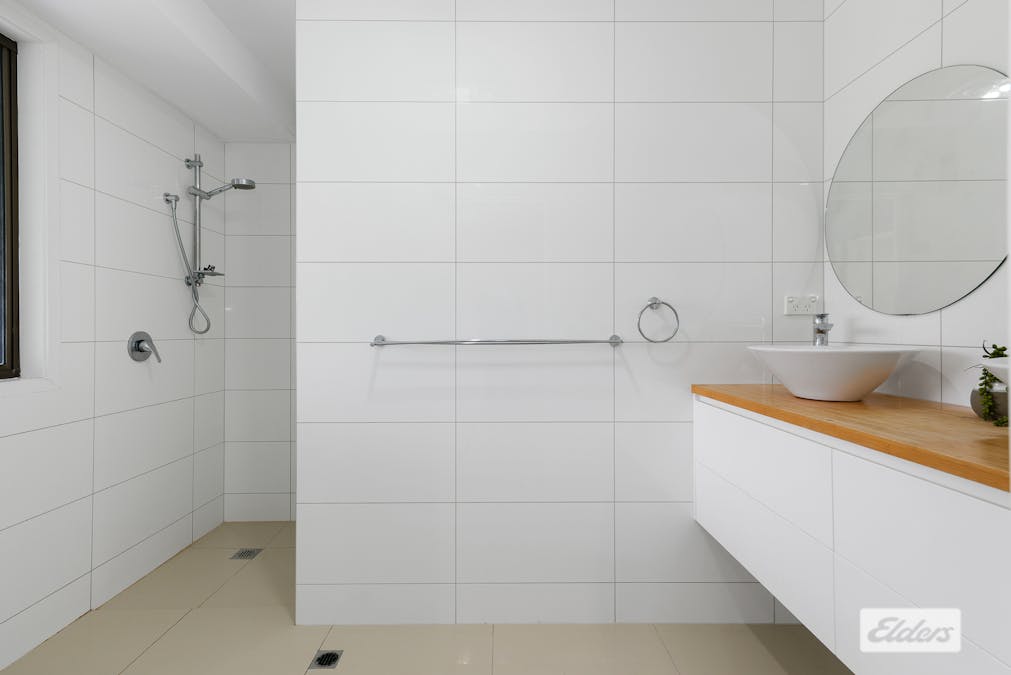 88 Springfield Crescent, Daisy Hill, QLD, 4127 - Image 12