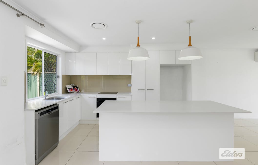 88 Springfield Crescent, Daisy Hill, QLD, 4127 - Image 9