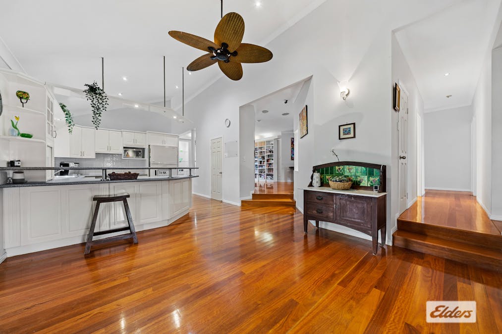 8-10 Heeler Court, Shailer Park, QLD, 4128 - Image 21