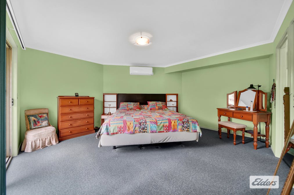 19 Lake Breeze Drive, Loganholme, QLD, 4129 - Image 9
